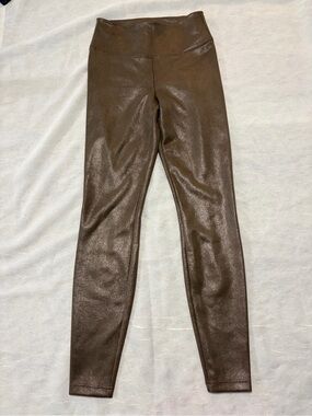 White House Black Market Runway Legging